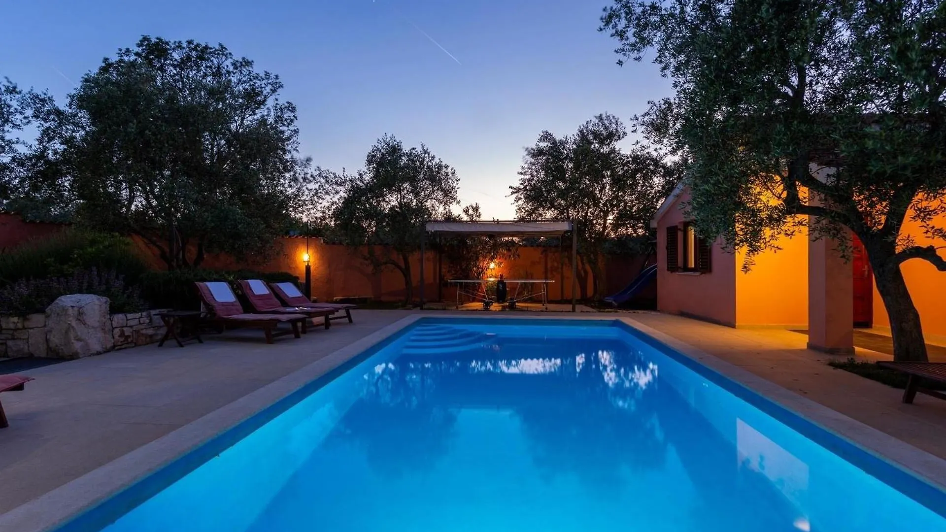 度假居 Ferienhaus Mit Privatpool Fuer 10 Personen Ca 210 Qm In Peruski, Istrien Bucht Von Rasa 克罗地亚