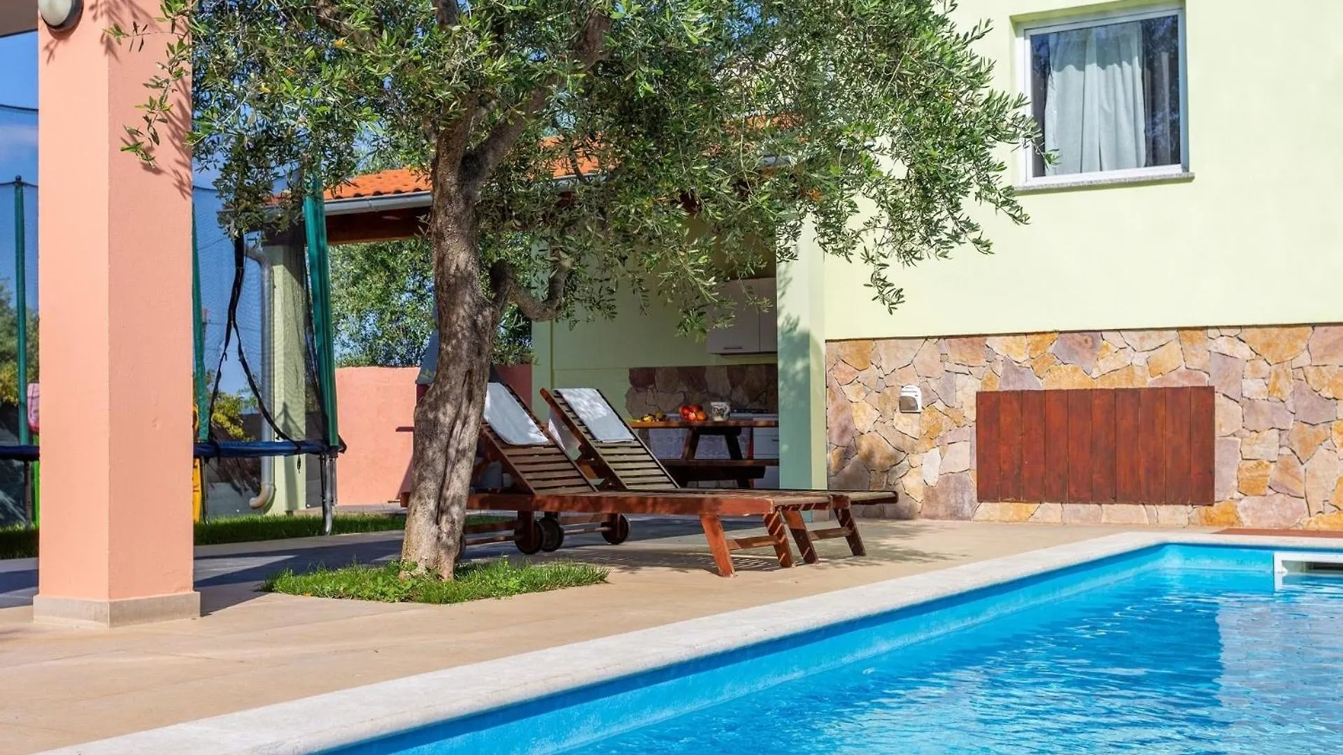 度假居 Ferienhaus Mit Privatpool Fuer 10 Personen Ca 210 Qm In Peruski, Istrien Bucht Von Rasa