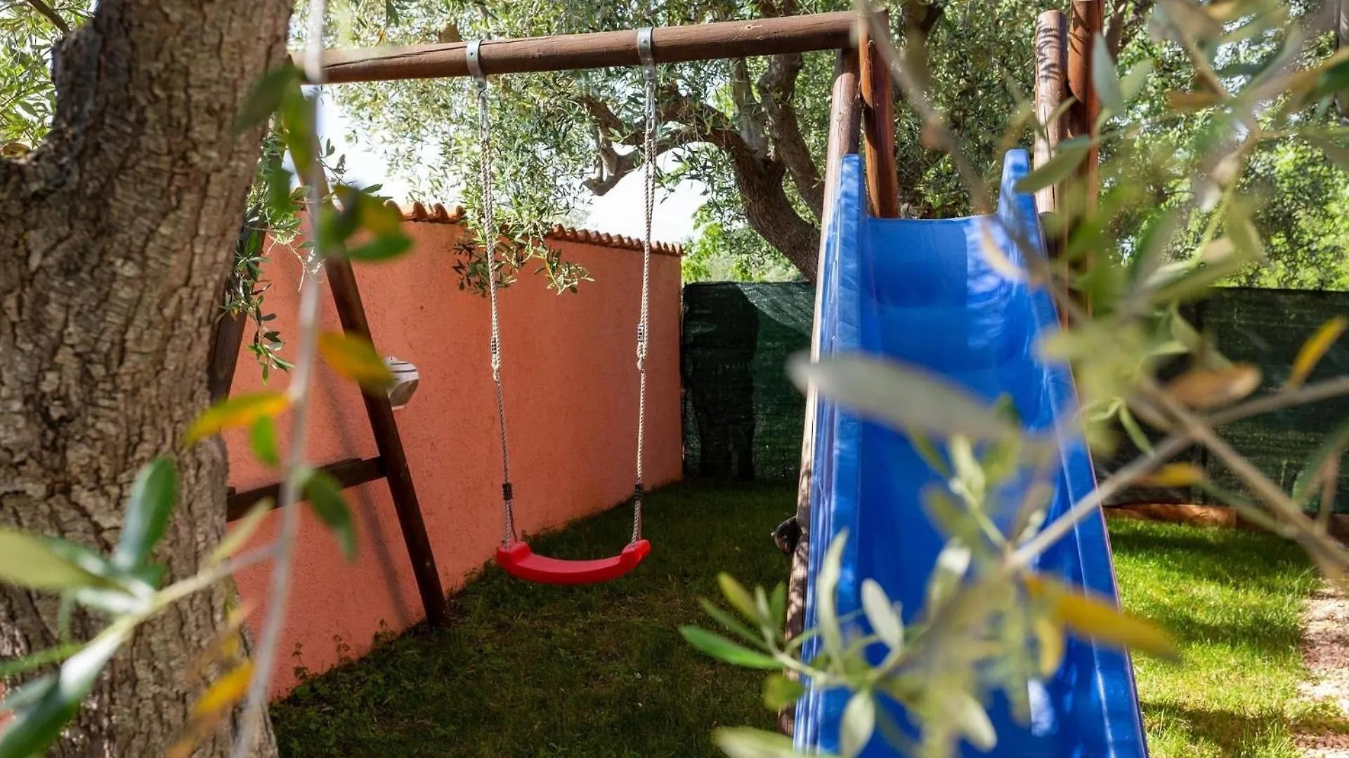 Ferienhaus Mit Privatpool Fuer 10 Personen Ca 210 Qm In Peruski, Istrien Bucht Von Rasa 克罗地亚